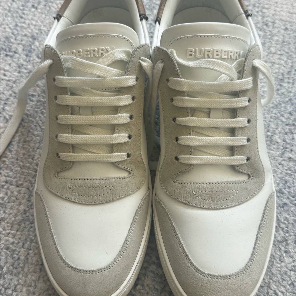 Burberry Gray and White Sneakers with Chunky Midsole - Picture 2 of 6